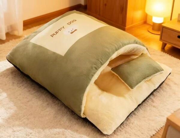 Self Warming Covered Dog & Cat Cave Bed